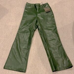 NWT boot cut Le Lis high rise faux leather pants size medium XS 
green